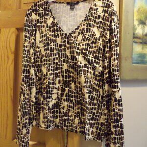 ST. JOHN Top Blouse Shirt  ~ Shades of Brown, Gold, Tan + Ivory Print ~ Medium